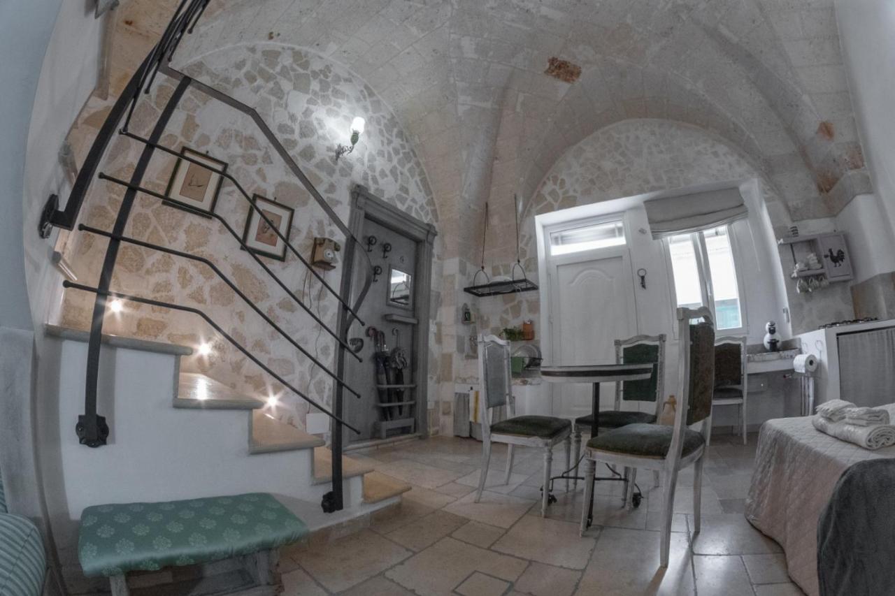 Dimora Baronia Apartment Latiano Exterior photo